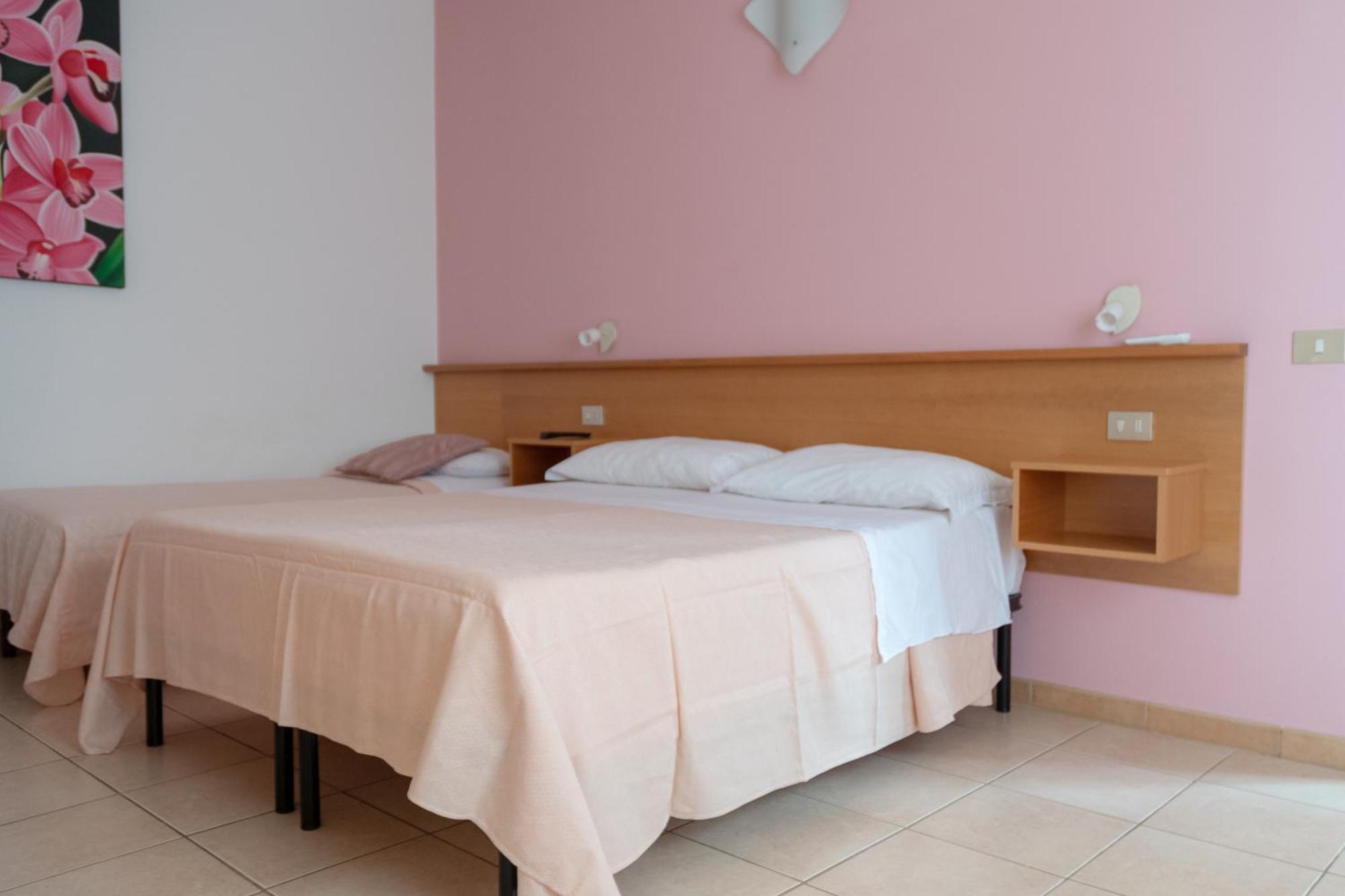 I Lecci Guesthouse ซาน เฟลิเช เชร์ชีโอ ภายนอก รูปภาพ