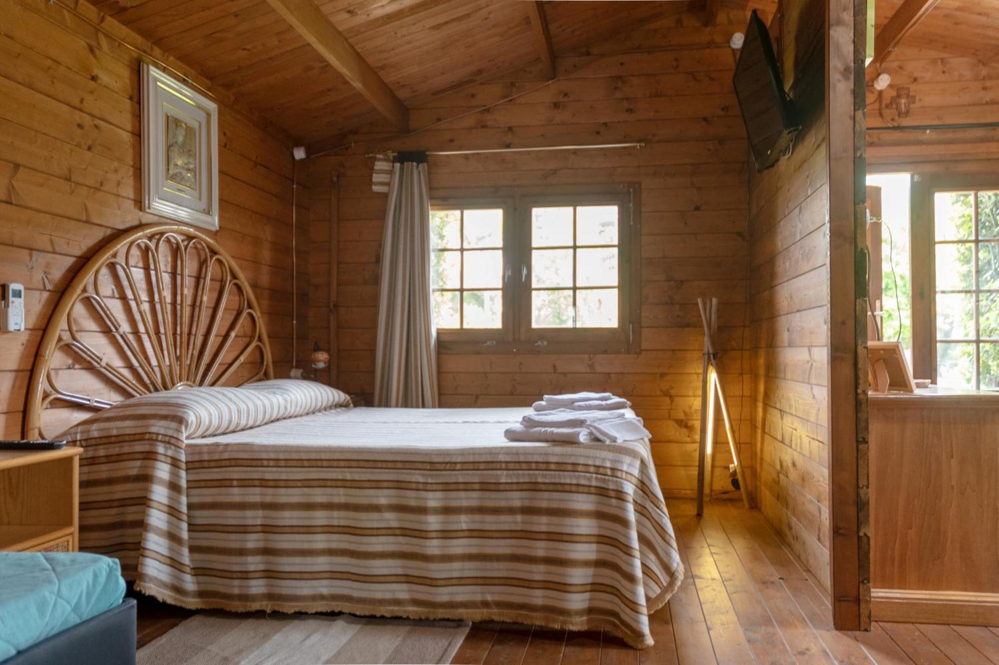 I Lecci Guesthouse ซาน เฟลิเช เชร์ชีโอ ภายนอก รูปภาพ